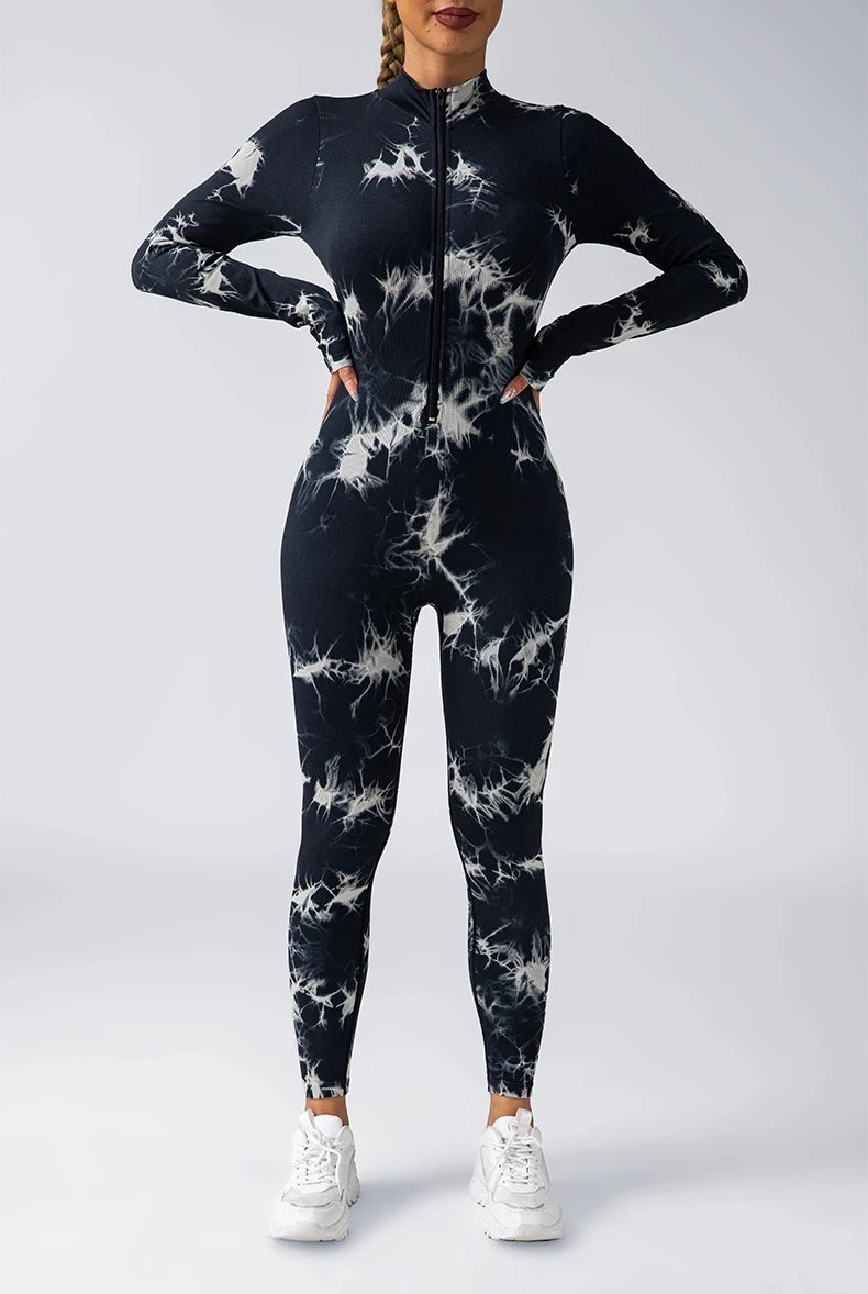 A jumpsuit is a one – piece outfit combining a top and trousers . — O-12030